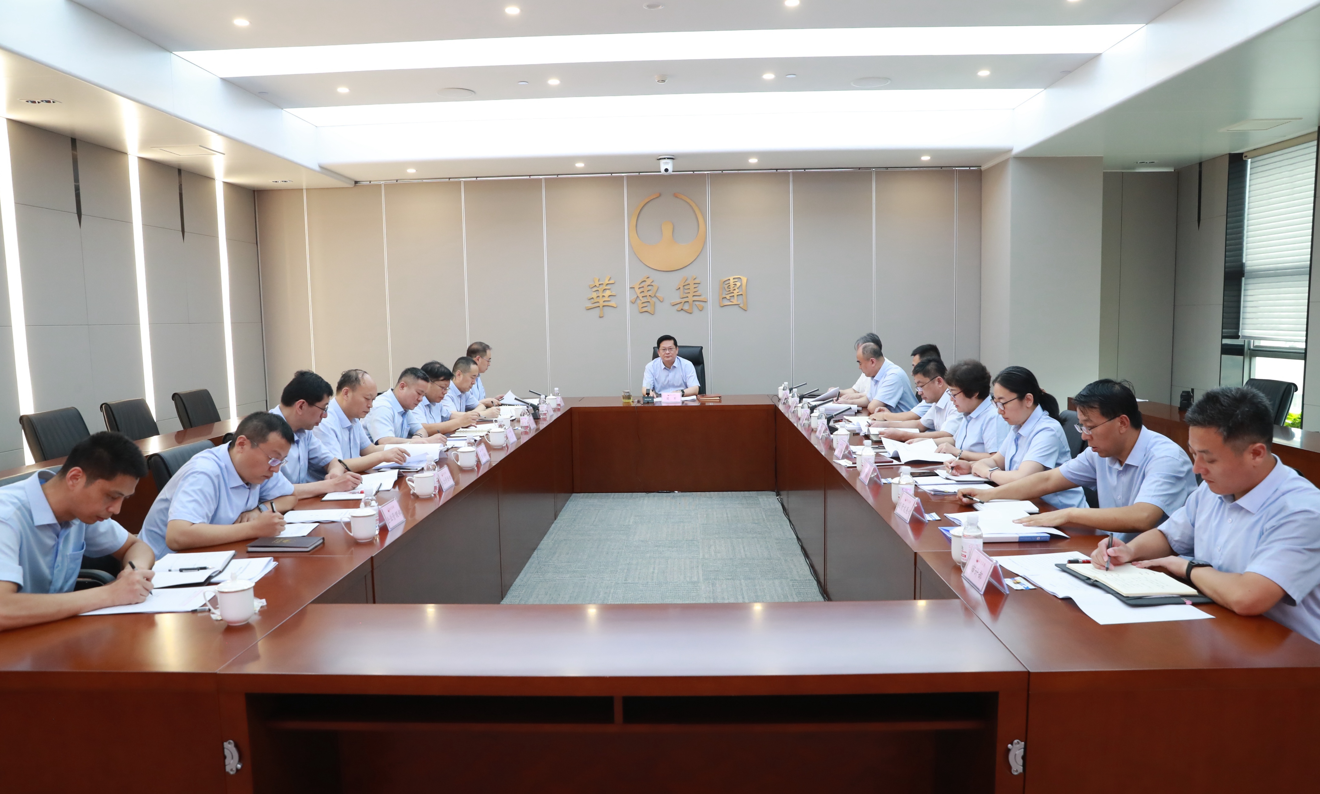 領(lǐng)導七月會議
